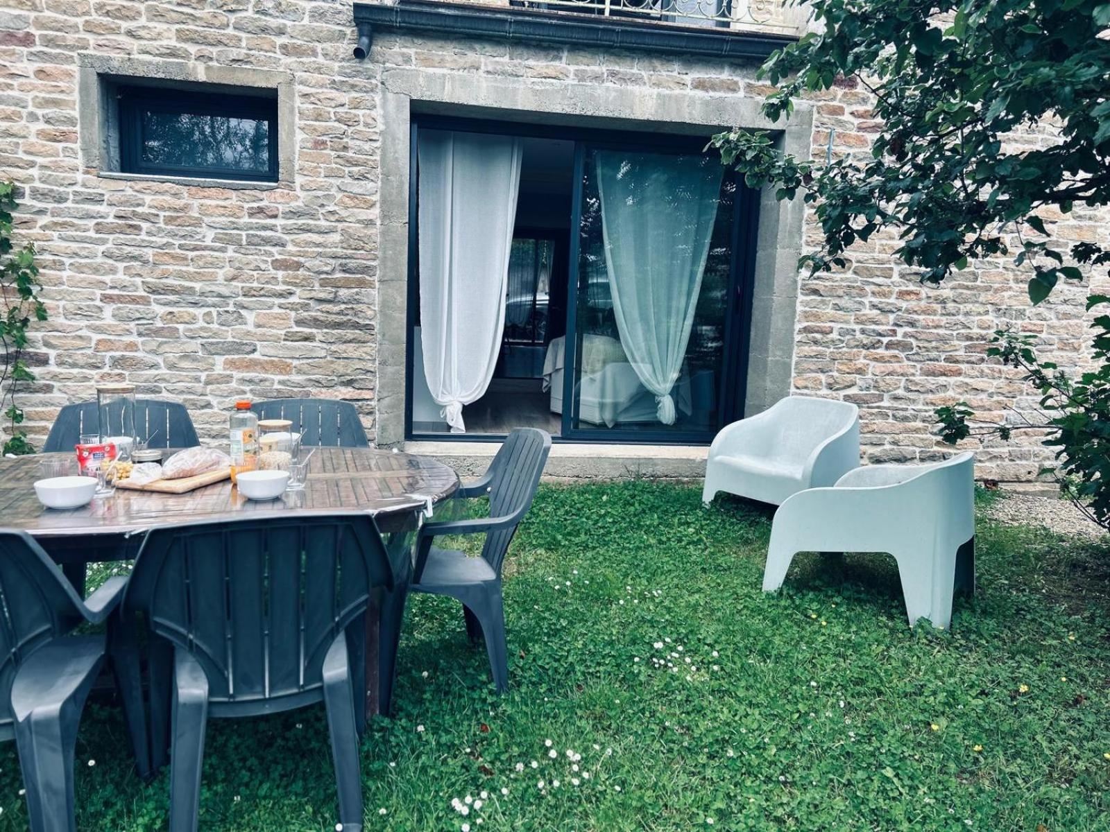 Appartement 3 Etoiles Tout Confort Et Spacieux En Campagne Bourguignonne Mancey Exterior foto